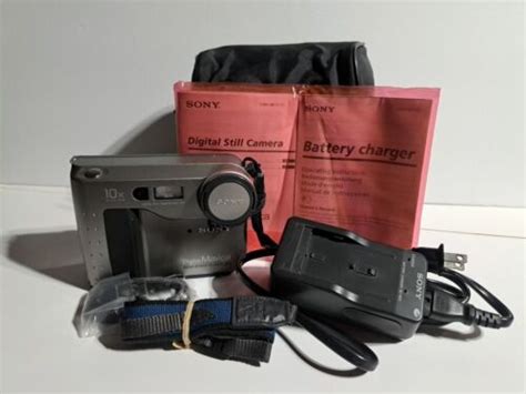 X2 (TWO) Old Sony Camera DIGITAL MAVICA w Charger & Disc .